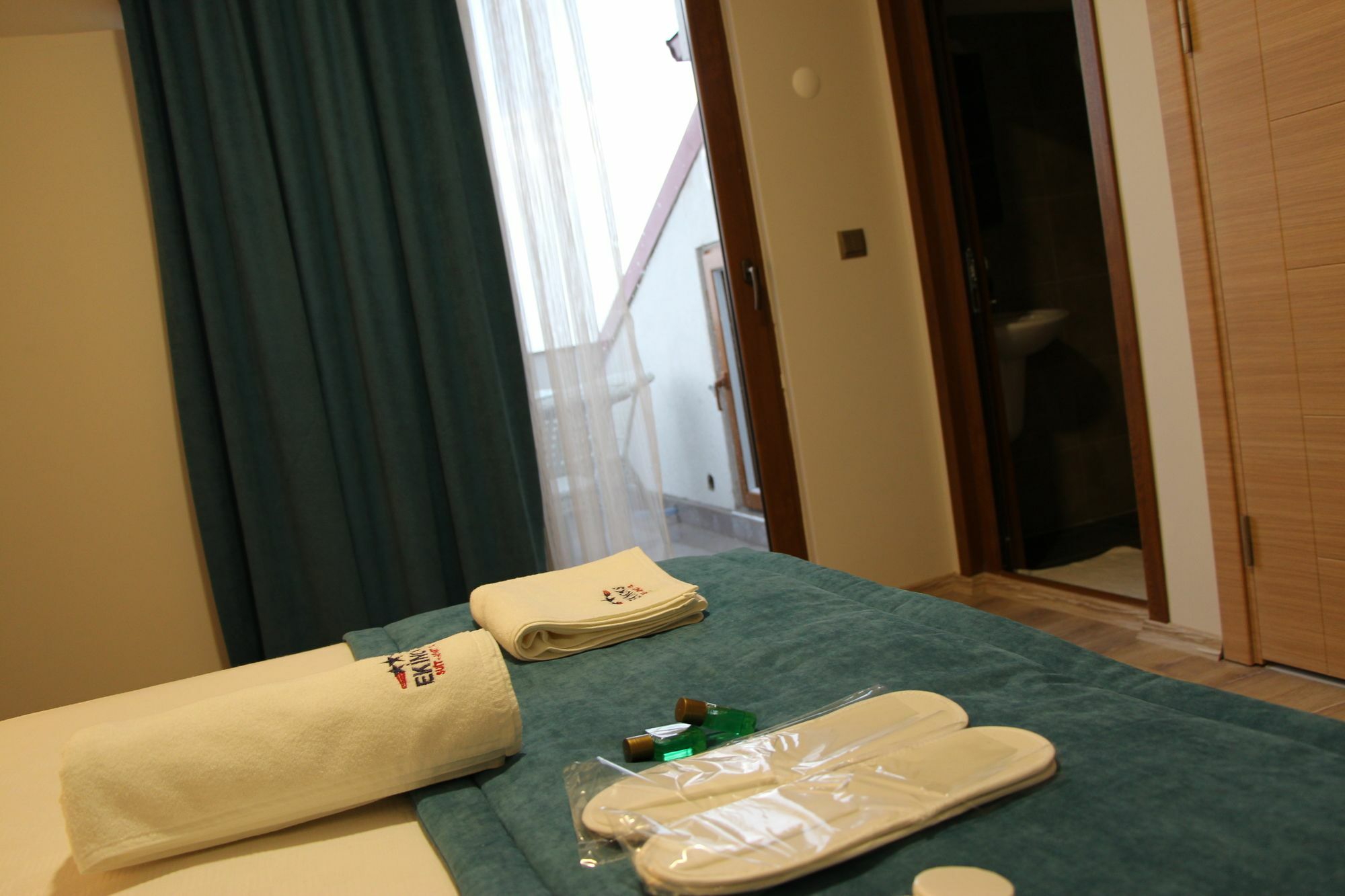 Ekinoks Suit & Apart Otel Τραμπζόν Εξωτερικό φωτογραφία