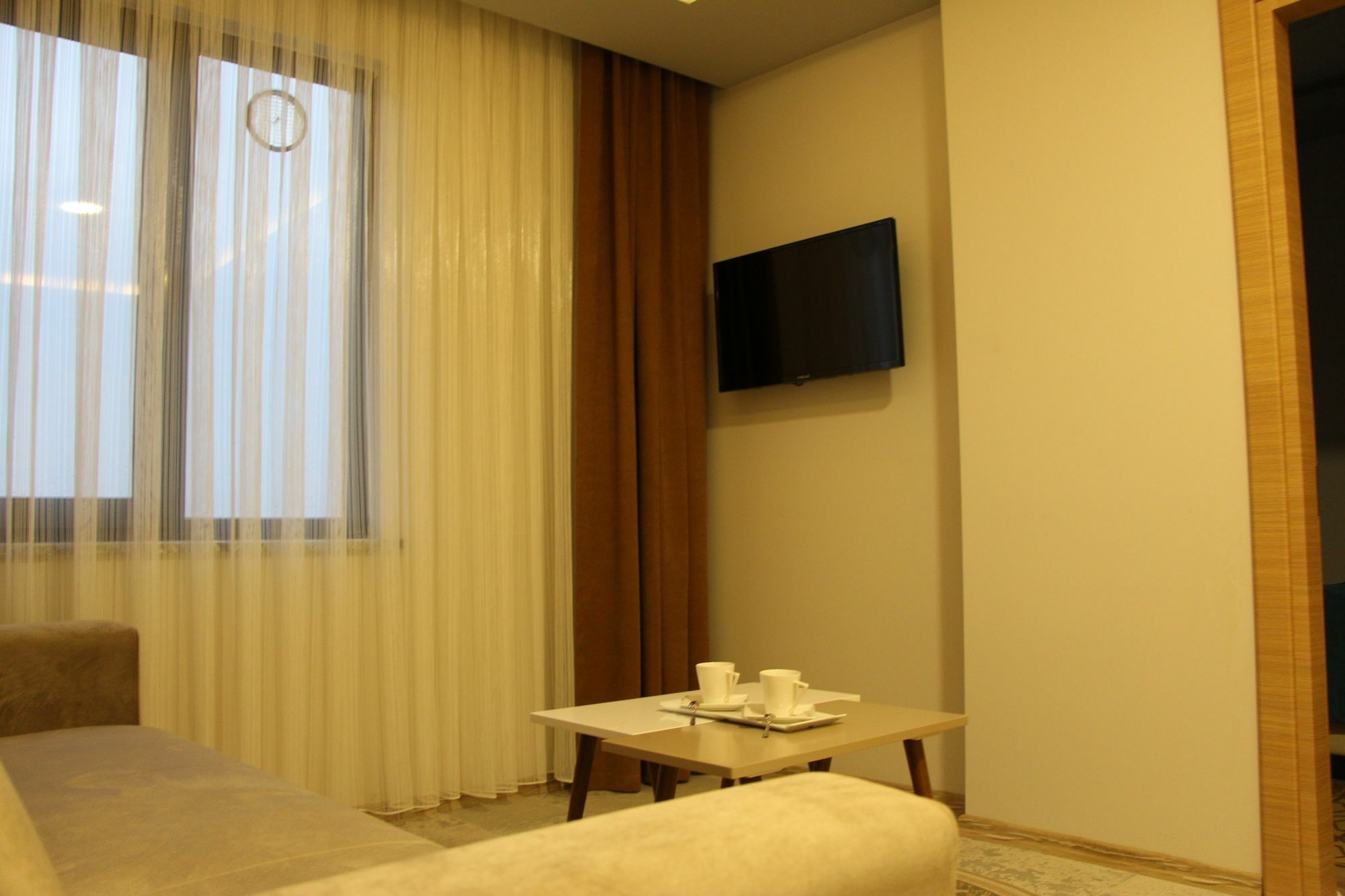 Ekinoks Suit & Apart Otel Τραμπζόν Εξωτερικό φωτογραφία